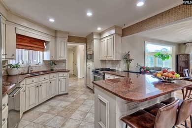 Welcome to 124 Cove Ct - a rare opportunity to enjoy lakefront - photo 17