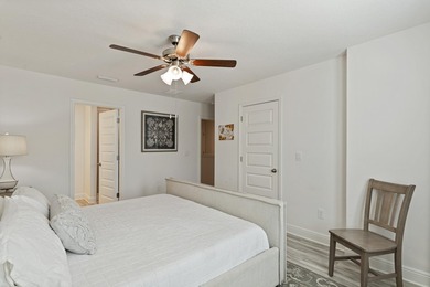 Welcome to Honeycomb Hideaway, a beautifully decorated and - photo 18