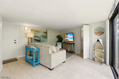 Welcome to Anglers Cove, one of Marco Island's most sought-after - photo 18