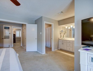 Long Island Park Condo. Best of the Best, Location and Amenties - photo 20