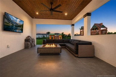 Experience luxury in this exceptional custom estate on 5 private - photo 5