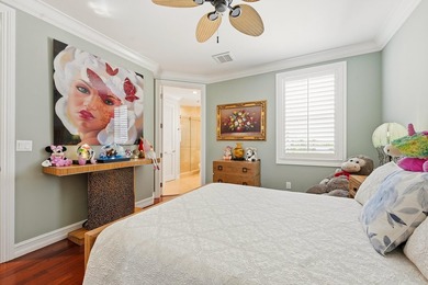 Fully Updated Penthouse-Level Residence beautifully updated - photo 25
