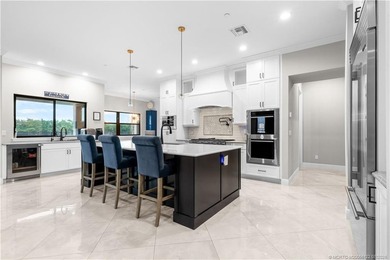 Experience luxury in this exceptional custom estate on 5 private - photo 8