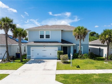 Move-in ready and beautifully maintained, this spacious - photo 2