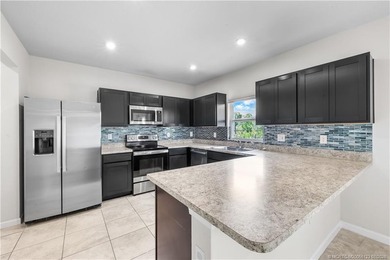 Move-in ready and beautifully maintained, this spacious - photo 10