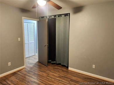 Completely remodeled in 2021 and move-in ready! This beautifully - photo 11