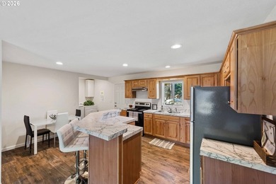 This move-in-ready home offers three bedrooms, twOpo bathrooms - photo 11