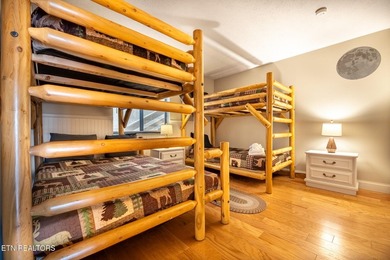 Welcome to Windy Oaks Condominiums, a fully furnished 2-bedroom - photo 13