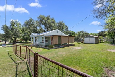 Charming 2 bedroom, 1 bath home near Lake Whitney just a short - photo 14