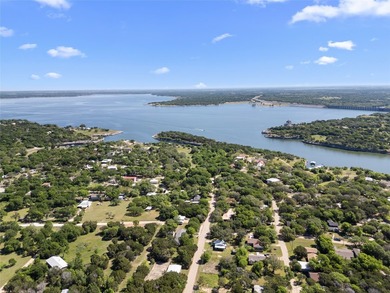 Charming 2 bedroom, 1 bath home near Lake Whitney just a short - photo 18
