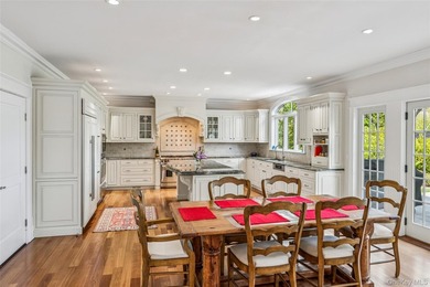 Welcome to this magnificent custom-built 5,000 sq ft waterfront - photo 27