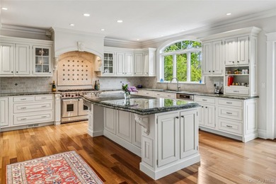 Welcome to this magnificent custom-built 5,000 sq ft waterfront - photo 29