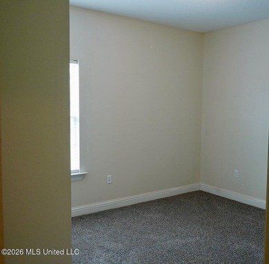 FAMILY FRIENDLY 4 bedroom 2 bath home in Ocean Springs school - photo 10