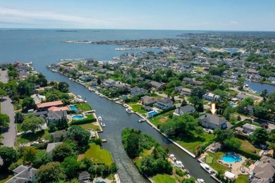 Welcome to this magnificent custom-built 5,000 sq ft waterfront - photo 48