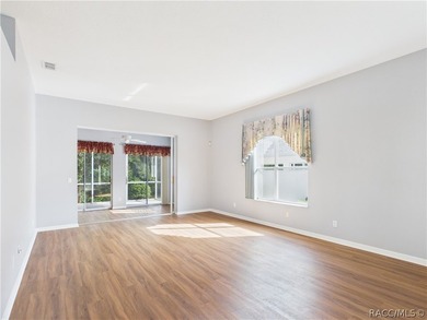 One or more photo(s) has been virtually staged. Rare floor plan - photo 6