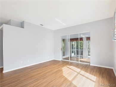 One or more photo(s) has been virtually staged. Rare floor plan - photo 8