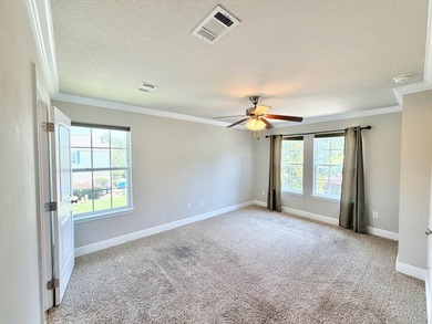 Discover the perfect blend of comfort, convenience, and - photo 16