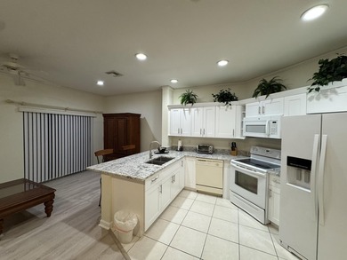 GREAT LOCATION, GATED COMMUNITY. RENOVATED, PARTIALLY FURNISHED - photo 4
