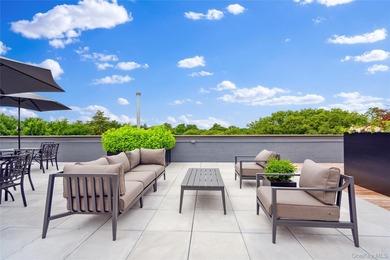 Immediate occupancy available in The Rose at Great Neck. 40-New - photo 28