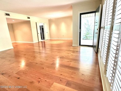 Easy living with the convenience of your own private elevator! - photo 5