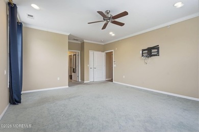 Welcome to this beautifully maintained, rarely available 3 - photo 12