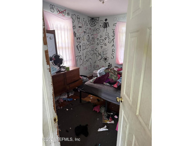 Being sold AS IS, use caution in entering the home. Home is a - photo 4