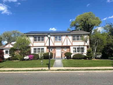 LARGE HOME ON A HUGE LOT SIZE!!!!!!! Beautiful brick Colonial - photo 3