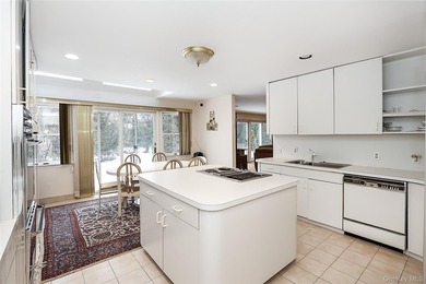 LARGE HOME ON A HUGE LOT SIZE!!!!!!! Beautiful brick Colonial - photo 10