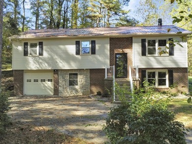 Barren River Lake Home Active Under Contract in Glasgow Kentucky