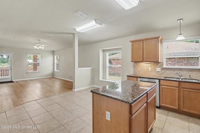 Don't miss this 3 bedroom, 2 bath home featuring granite - photo 9