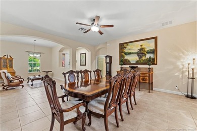 Welcome to Highlands Reserve, one of Palm City's most - photo 10