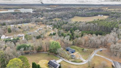Welcome to this stunning, completely renovated 4-bedroom - photo 30