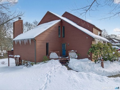 (private lake, pond, coastal) Condo Active Under Contract in East Lyme Connecticut