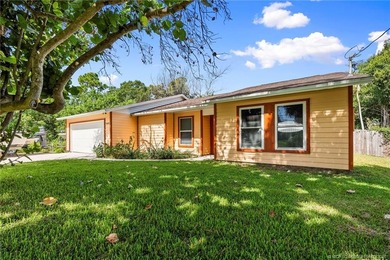 Beautiful 3-bedroom, 2-bath, 2-car garage POOL home in desirable - photo 1