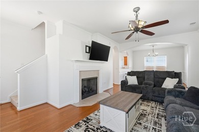 Beautifully maintained and move-in ready home offering - photo 5