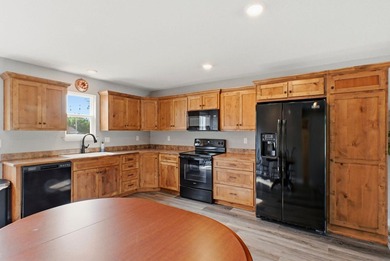 Built in 2022 and beautifully maintained, this 3-bedroom, 2-bath - photo 11