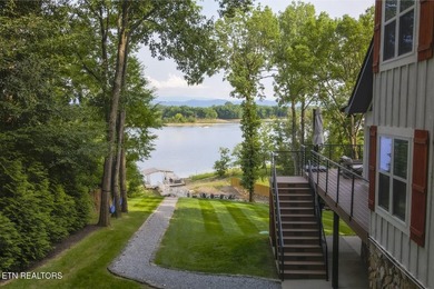 Welcome to 825 Plainview Drive known as ''Lone Oak Lakehouse'' - photo 19