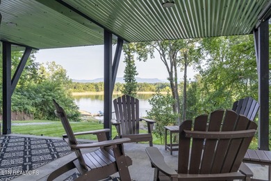 Welcome to 825 Plainview Drive known as ''Lone Oak Lakehouse'' - photo 23