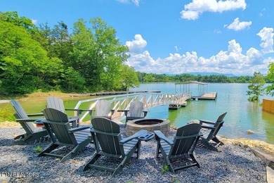 Welcome to 825 Plainview Drive known as ''Lone Oak Lakehouse'' - photo 28