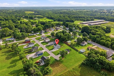 Built in 2022 and beautifully maintained, this 3-bedroom, 2-bath - photo 32