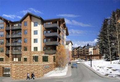 The Alpenglow Suite offers a serene setting with stunning - photo 32