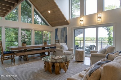 Welcome to 825 Plainview Drive known as ''Lone Oak Lakehouse'' - photo 39