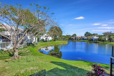 Lake Townhome/Townhouse For Sale in Boca Raton, Florida
