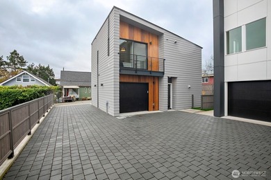Additional listing photo 2