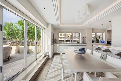 A truly rare offering in the heart of Greenwich Village, this - photo 4