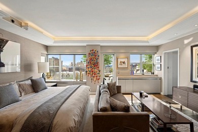 A truly rare offering in the heart of Greenwich Village, this - photo 7