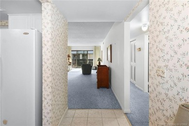 Delightful 2 Bed/ 2 Bath, close to the Main North Pool - photo 10