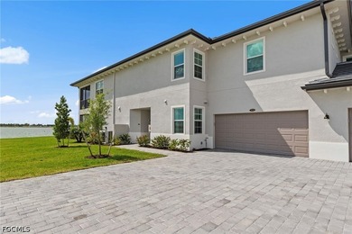Absolutely stunning coach home on a peninsula lot with expansive - photo 47