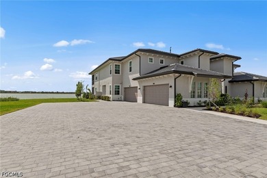 Absolutely stunning coach home on a peninsula lot with expansive - photo 48