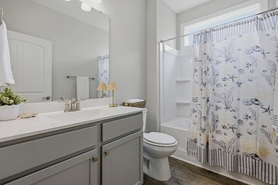 Welcome to this beautifully maintained 3-bedroom, 2-bath home in - photo 49